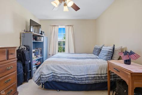 1017 Wheatland Drive Crystal Lake IL 60014