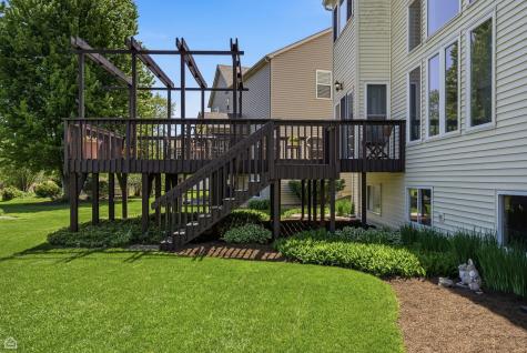 1017 Wheatland Drive Crystal Lake IL 60014
