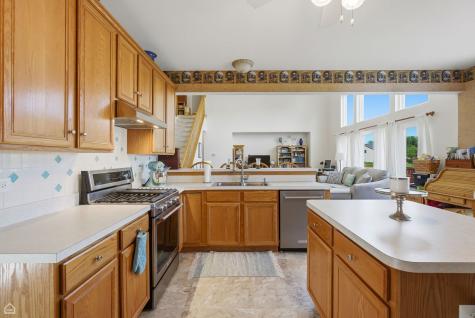 1017 Wheatland Drive Crystal Lake IL 60014