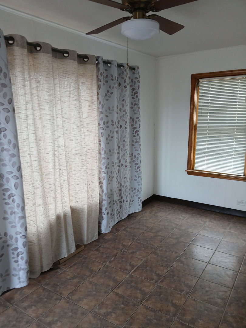 9441 South Prairie Avenue Chicago IL 60619