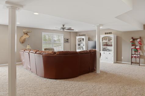 723 Yingling Drive Dixon IL 61021