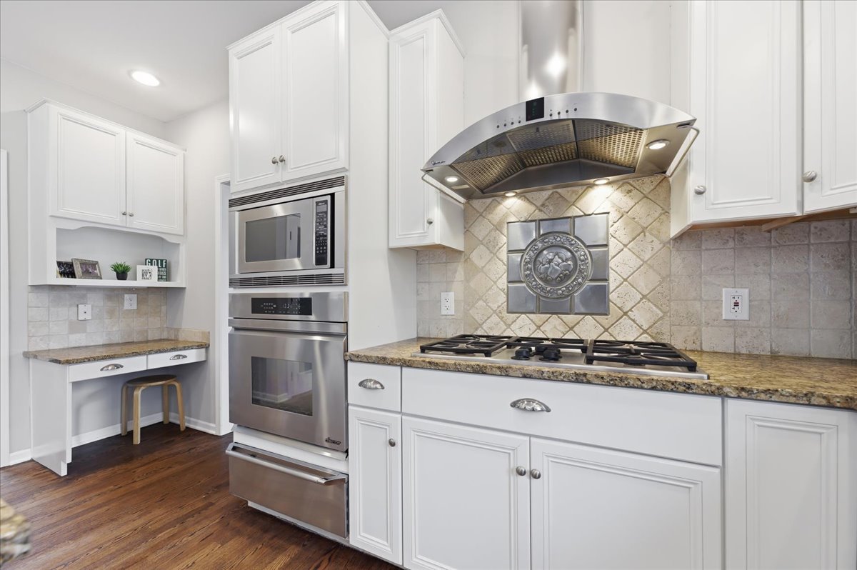 2607 Bangert Court Naperville IL 60564