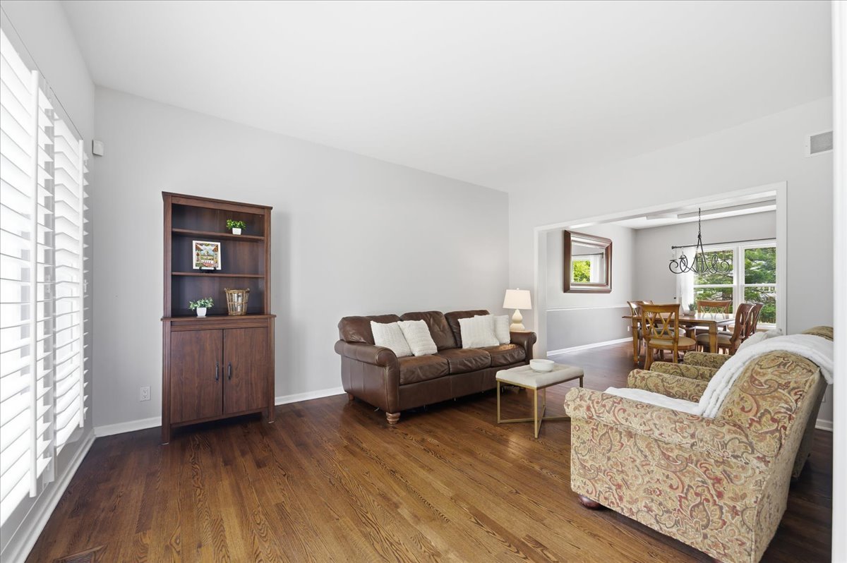 2607 Bangert Court Naperville IL 60564
