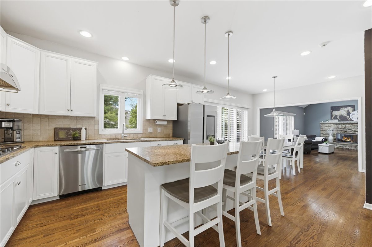 2607 Bangert Court Naperville IL 60564