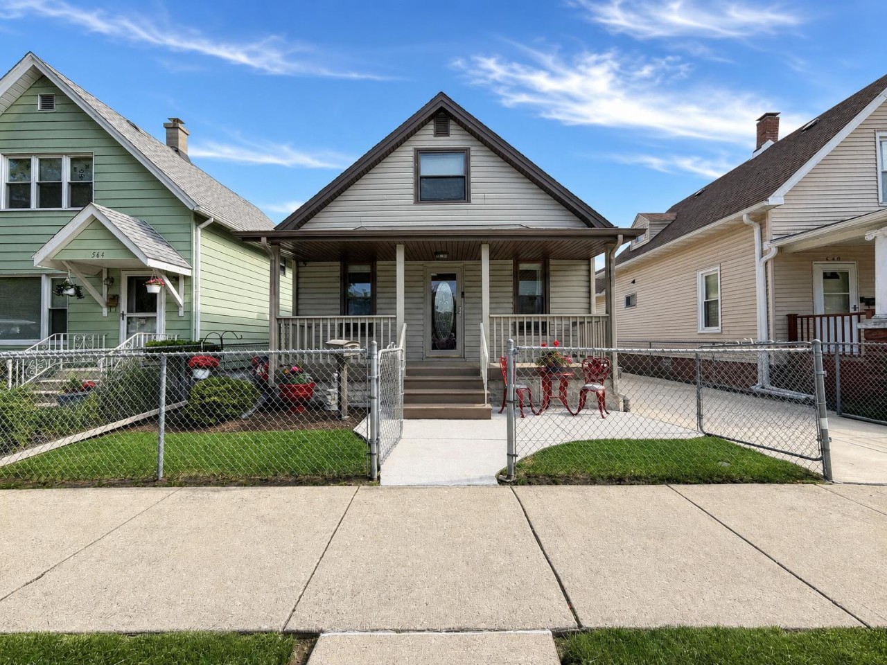 562 Liberty Street Joliet IL 60432