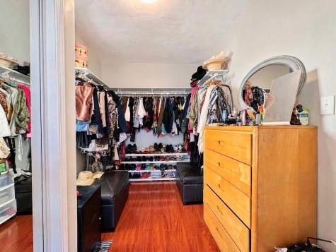 562 Liberty Street Joliet IL 60432