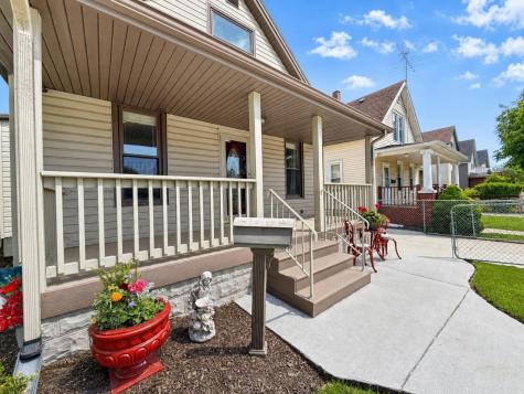 562 Liberty Street Joliet IL 60432
