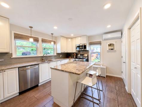 562 Liberty Street Joliet IL 60432