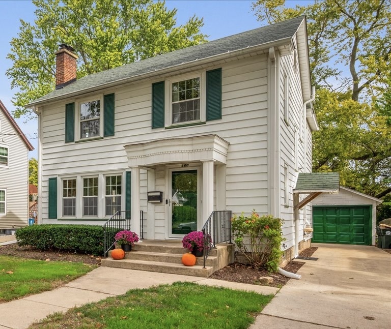 160 South Russell Avenue Aurora IL 60506