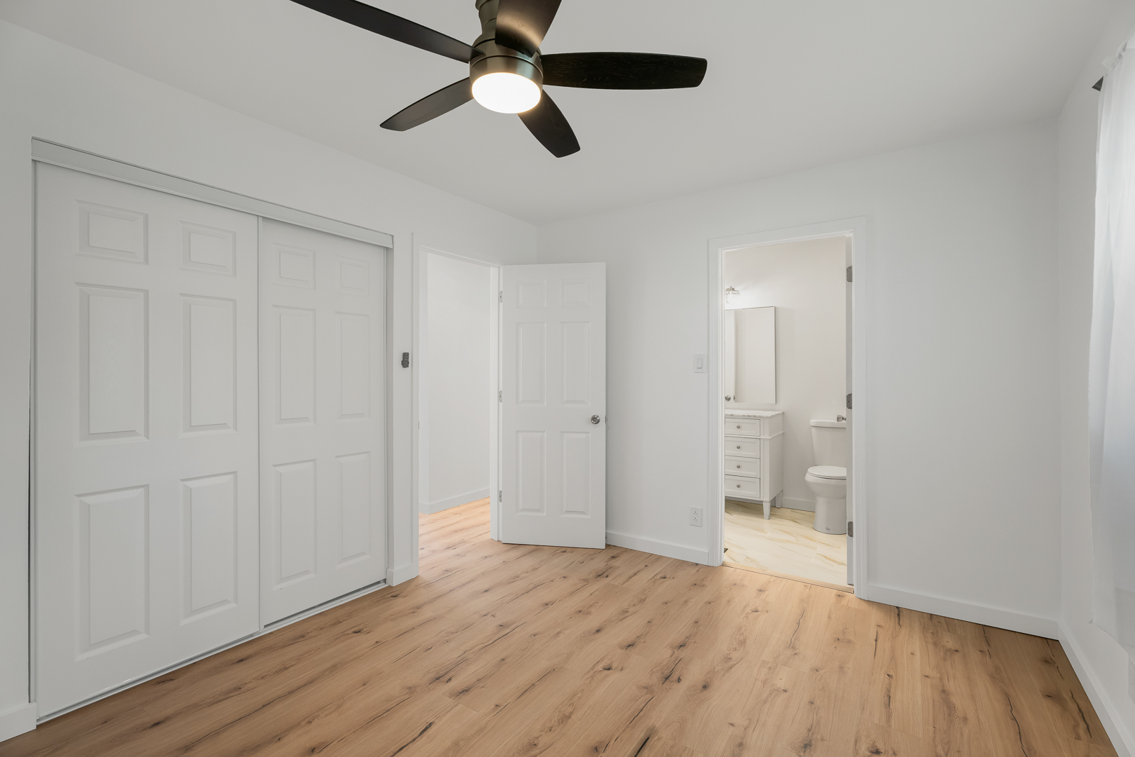 220 North Ashbury Avenue Bolingbrook IL 60440