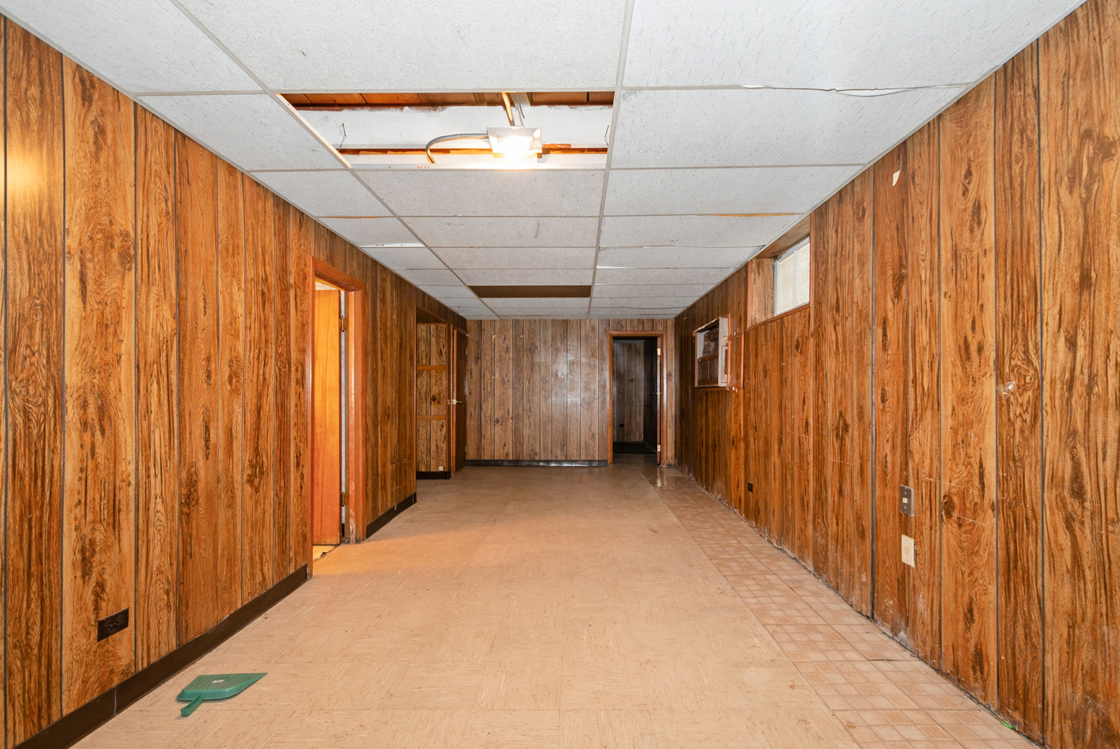 8834 South Oglesby Avenue Chicago IL 60617