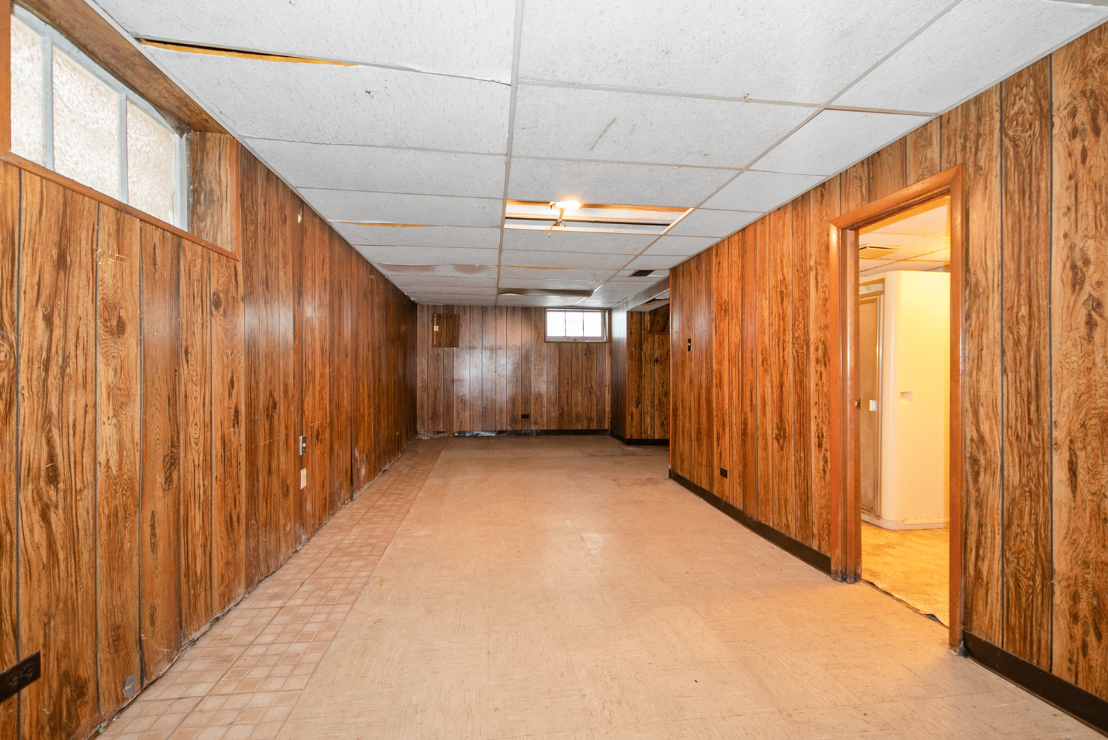 8834 South Oglesby Avenue Chicago IL 60617