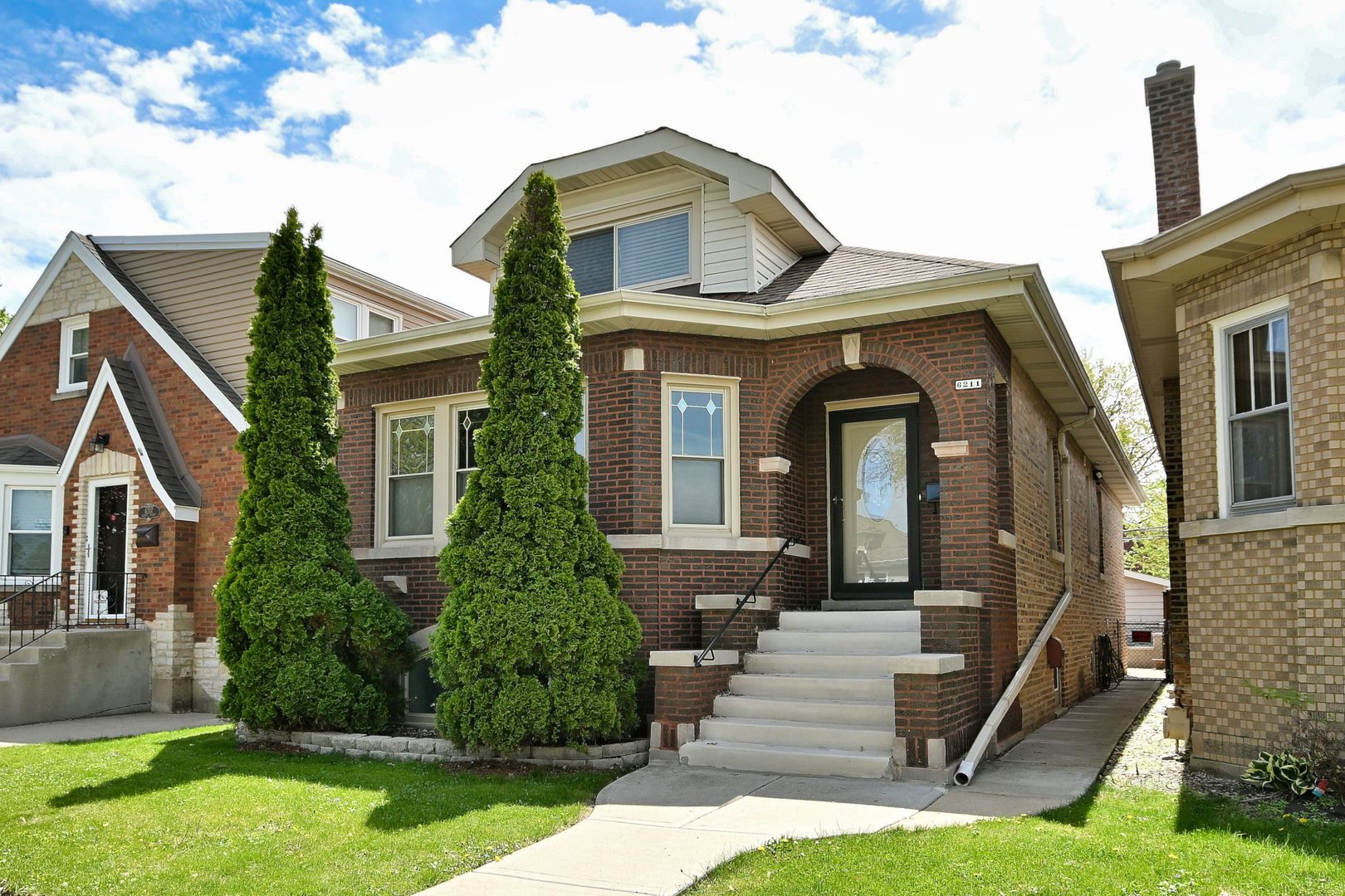 6211 West School Street Chicago IL 60634