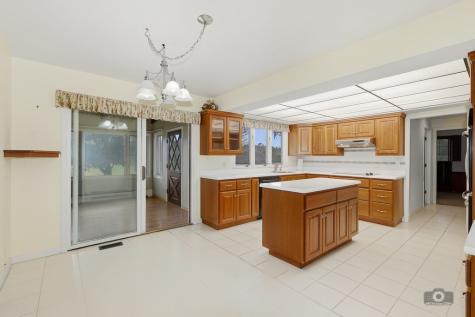 39W093 Silver Glen Road St. Charles IL 60175