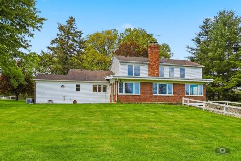 39W093 Silver Glen Road St. Charles IL 60175