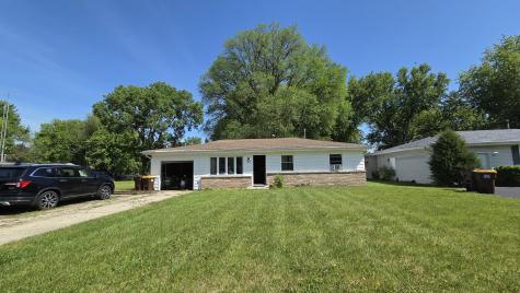 44 Marquette Road Machesney Park IL 61115