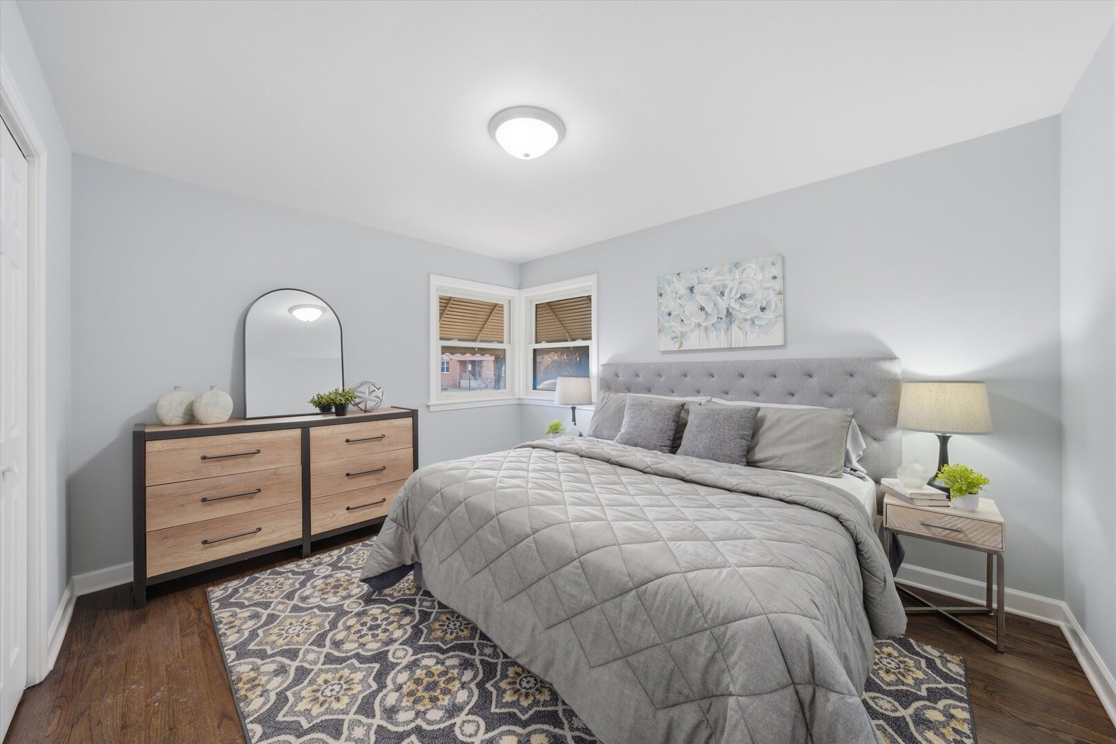 2658 West 83rd Street Chicago IL 60652