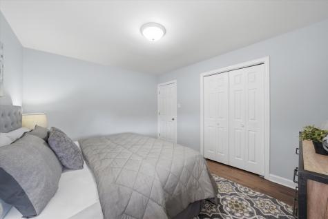 2658 West 83rd Street Chicago IL 60652