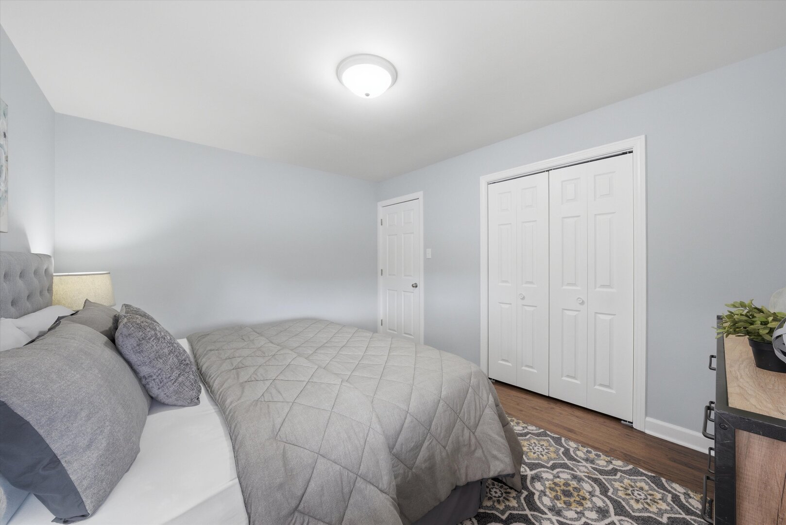 2658 West 83rd Street Chicago IL 60652