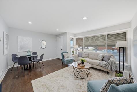 2658 West 83rd Street Chicago IL 60652