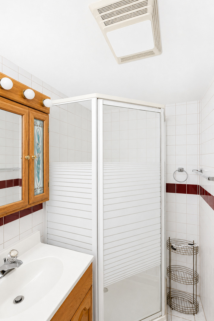 3225 North Narragansett Avenue Chicago IL 60634
