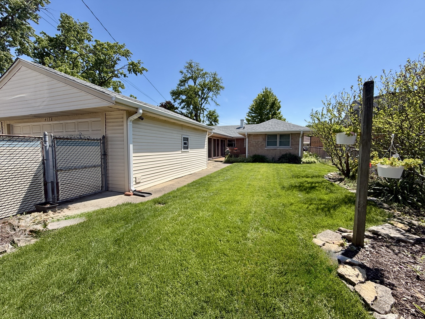 4138 Custer Avenue Brookfield IL 60513