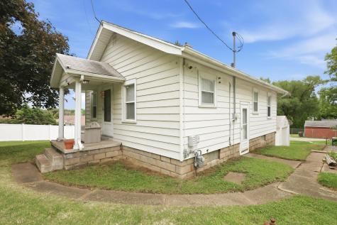 1302 38TH Avenue Moline IL 51265