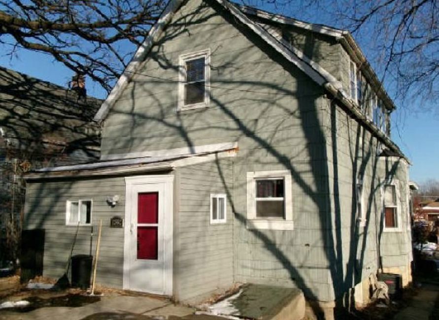 12552 Highland Avenue Blue Island IL 60406