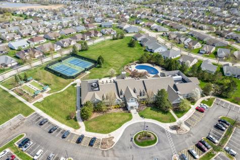 2809 Stoney Creek Drive Elgin IL 60124