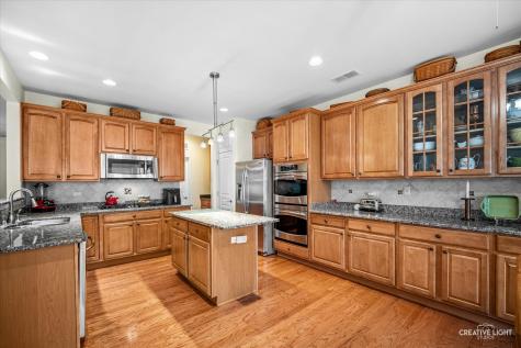 2809 Stoney Creek Drive Elgin IL 60124
