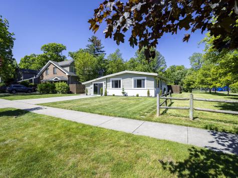 1520 Magnolia Street Glenview IL 60025
