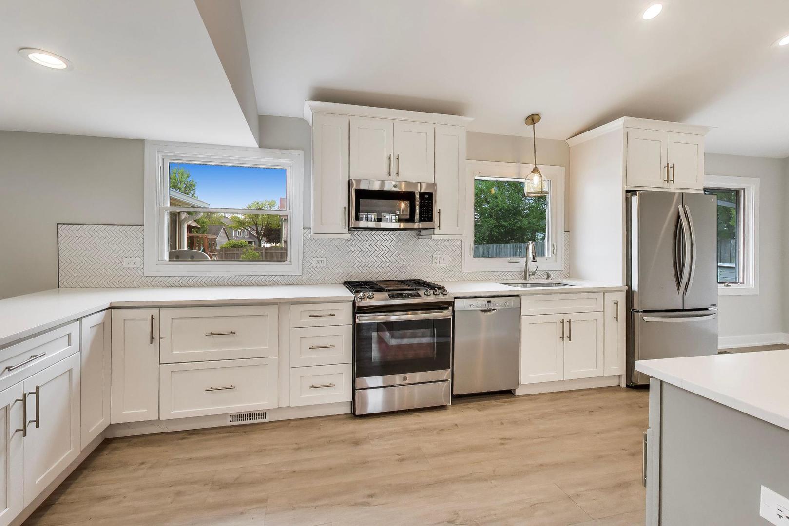 1101 Oakwood Drive Westmont IL 60559
