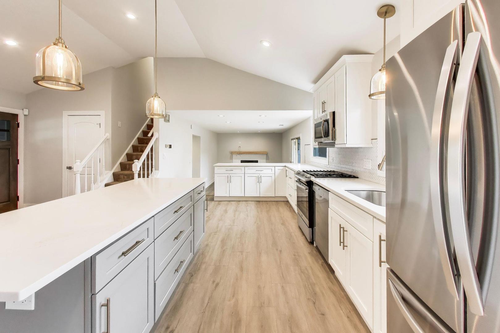 1101 Oakwood Drive Westmont IL 60559
