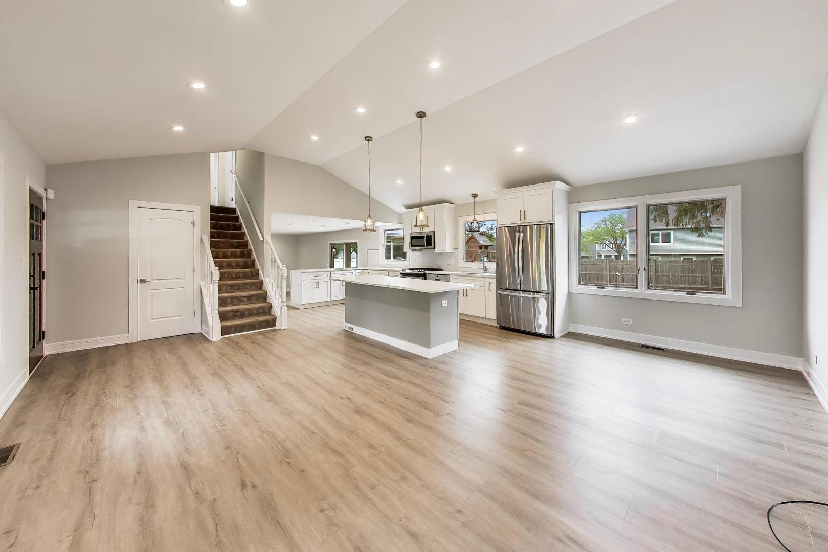 1101 Oakwood Drive Westmont IL 60559