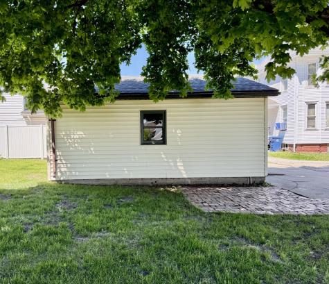 115 Lyle Street Kewanee IL 61443