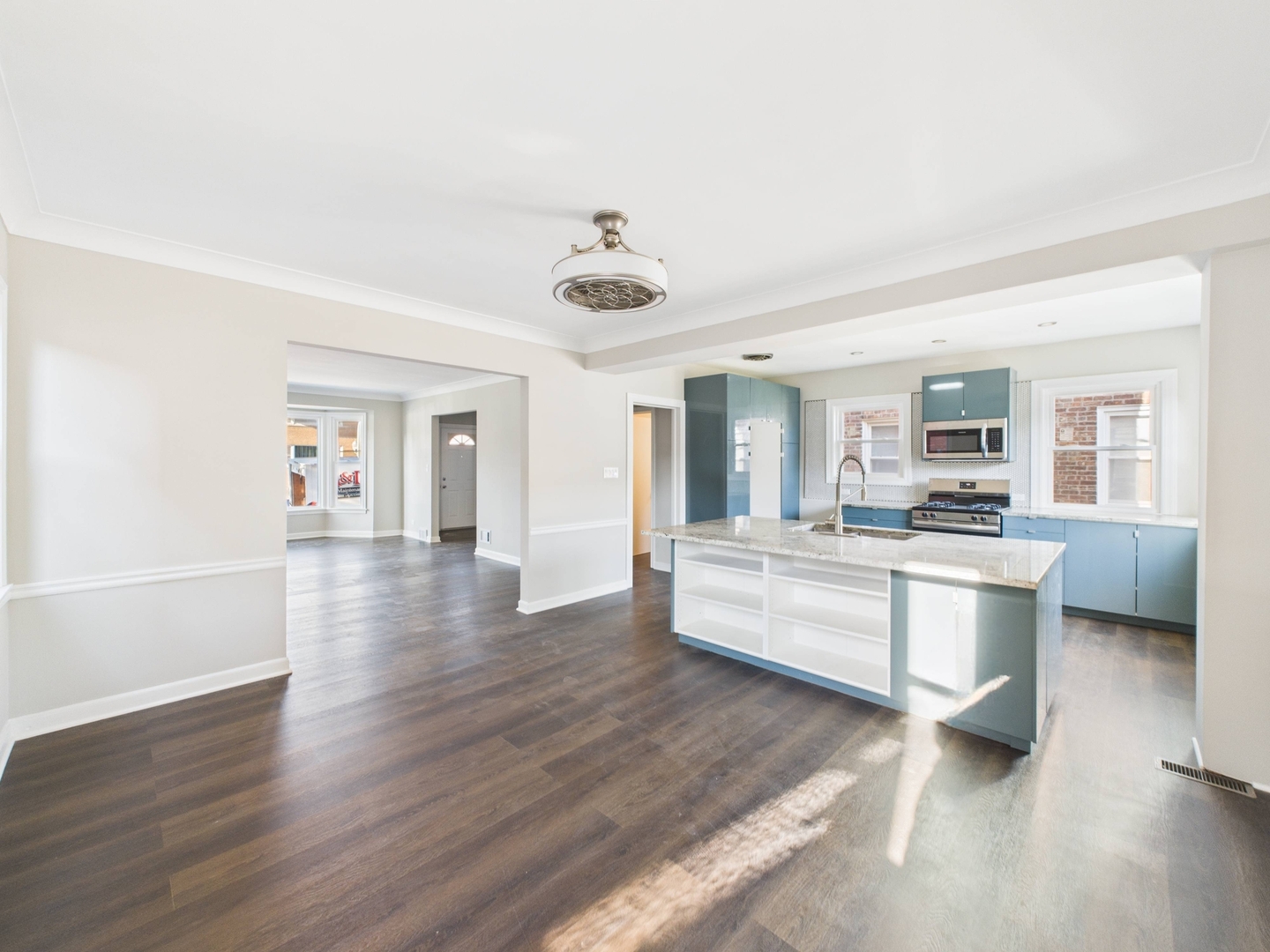 5333 West Quincy Street Chicago IL 60644