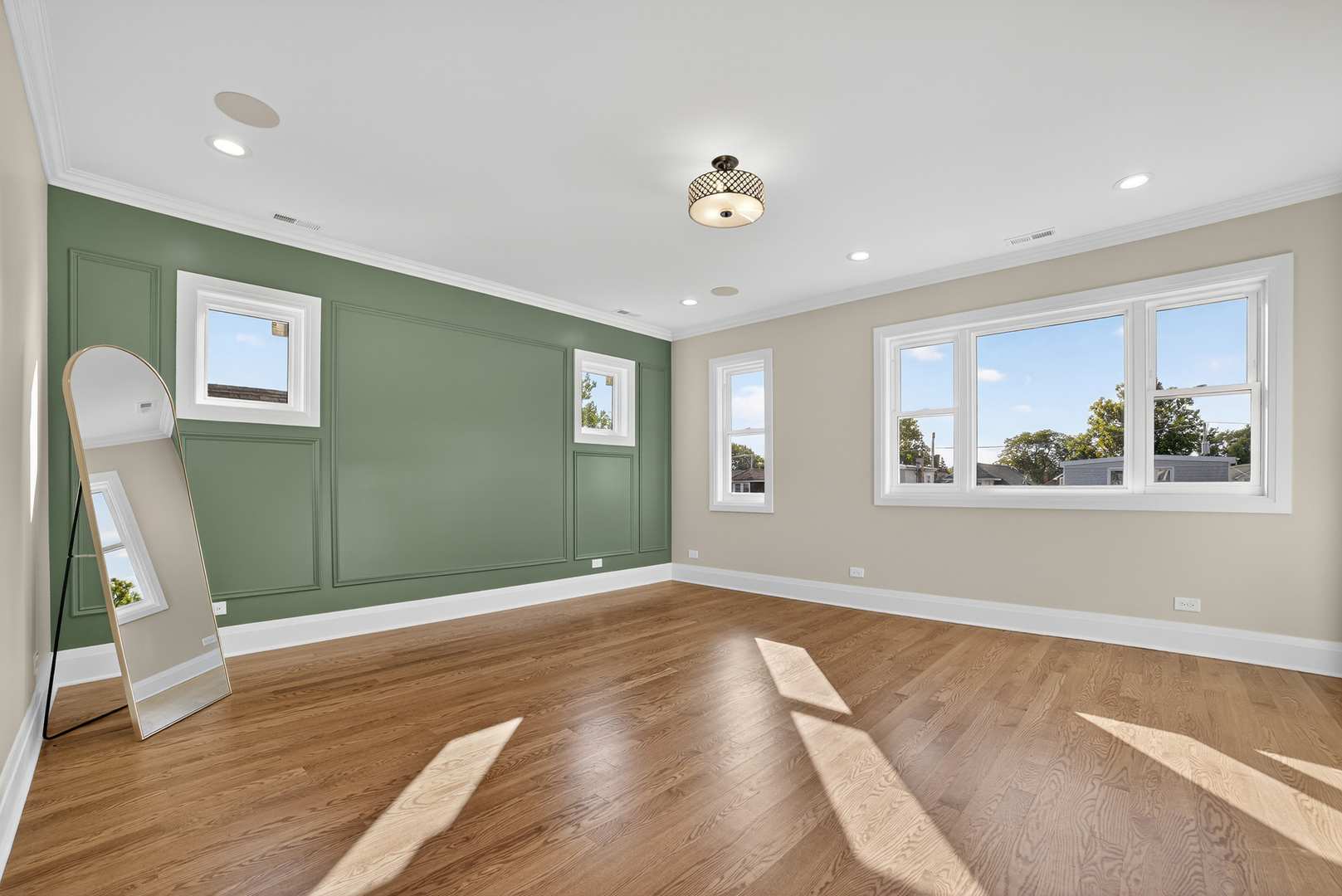 3019 North Kenneth Avenue Chicago IL 60641