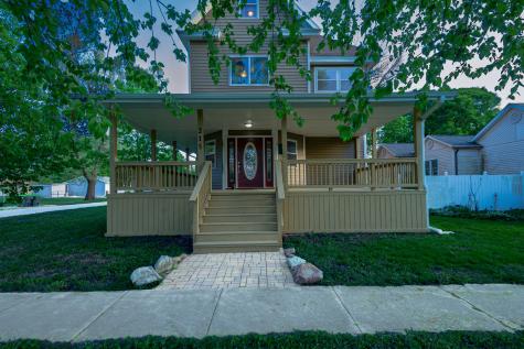 215 East Sale Street Tuscola IL 61953