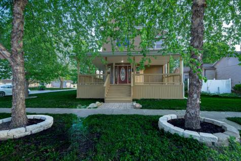 215 East Sale Street Tuscola IL 61953