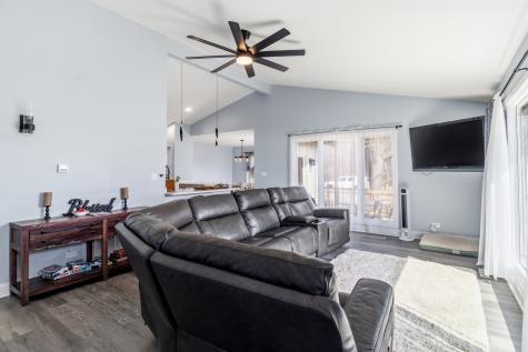 28576 North Parkview Drive Island Lake IL 60042