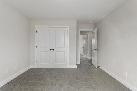 24 Meadow Drive Monticello IL 61856
