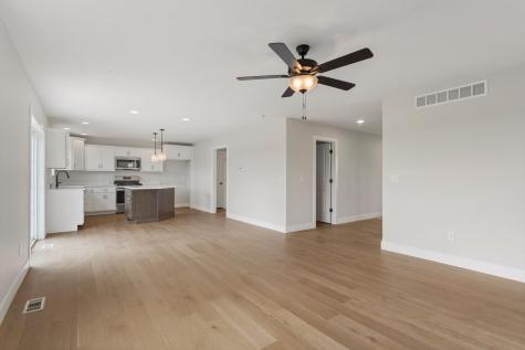 24 Meadow Drive Monticello IL 61856