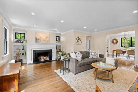 259 Church Road Winnetka IL 60093