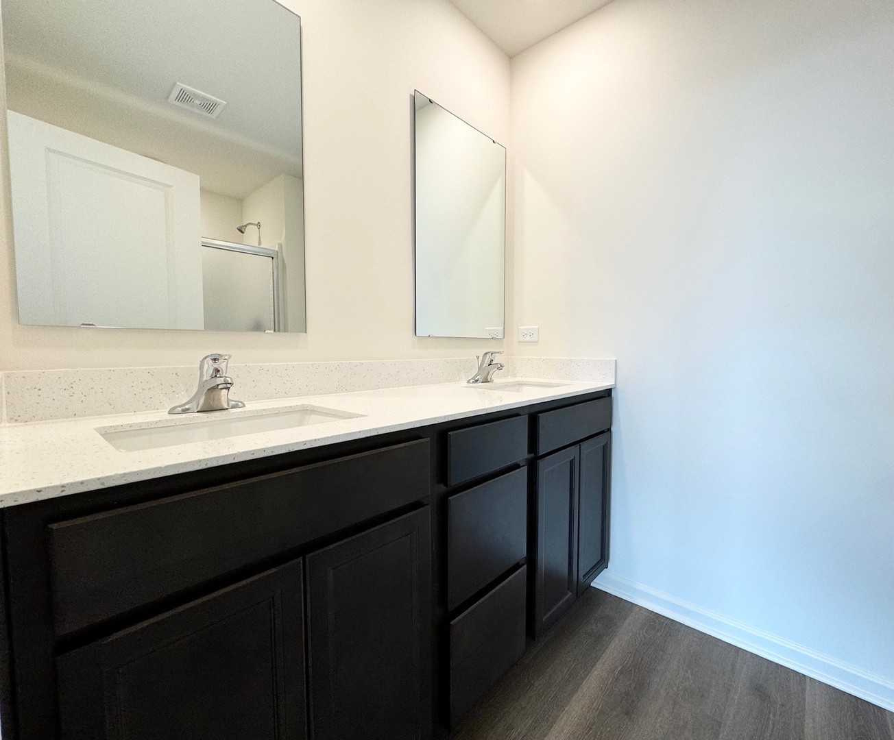 387 Summit Circle Lombard IL 60148