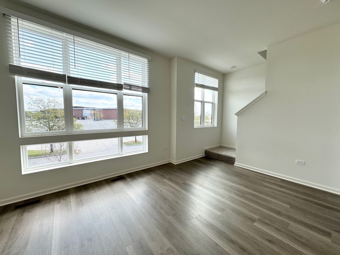 387 Summit Circle Lombard IL 60148