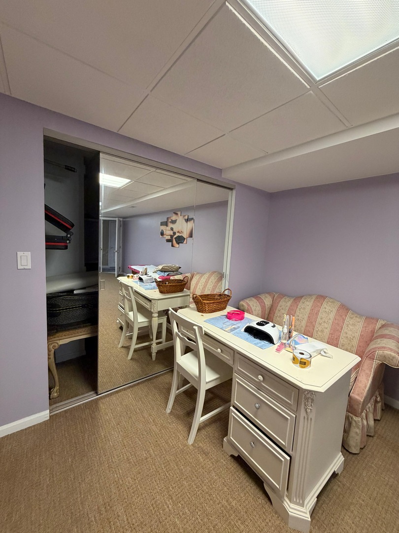 1060 Parkview Circle Carol Stream IL 60188