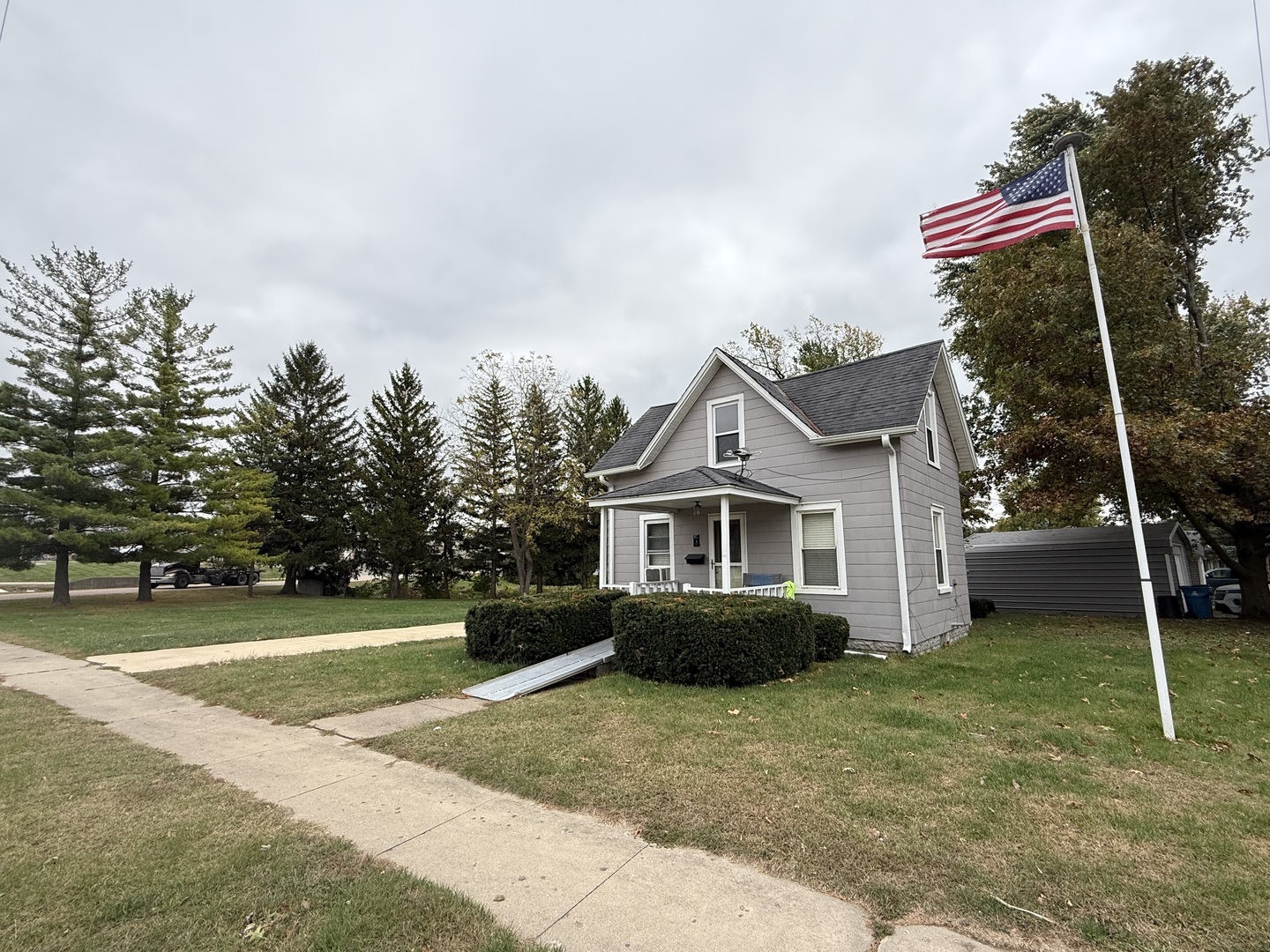 1 East Main Street Amboy IL 61310