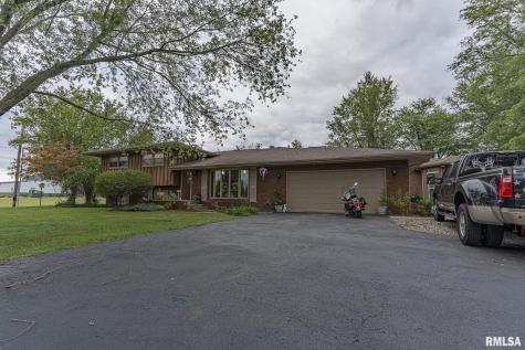 2022 West Main Street Salem IL 62881
