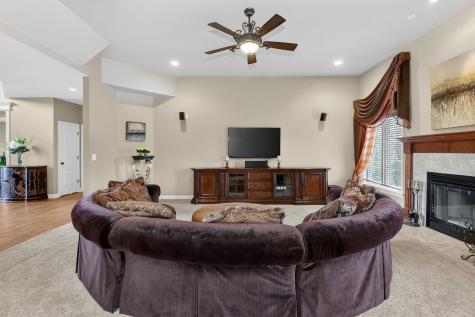 1 Crenshaw Court Bolingbrook IL 60490