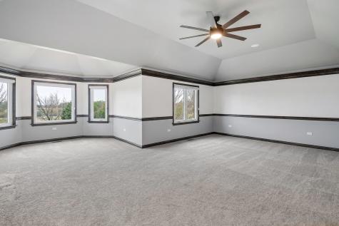 1 Crenshaw Court Bolingbrook IL 60490